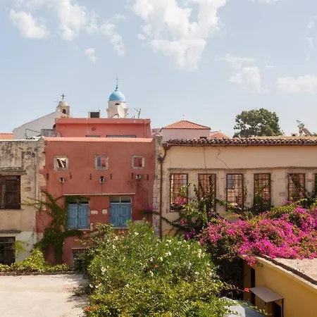 Aoria Estate Deluxe *